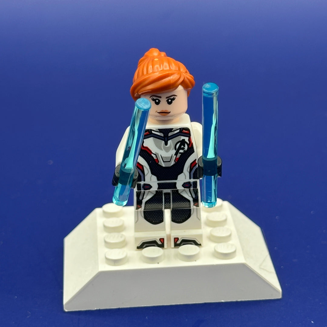 LEGO Marvel Super Heroes Minifigure Black Widow - White Jumpsuit, Dark Orange Ponytail sh0571