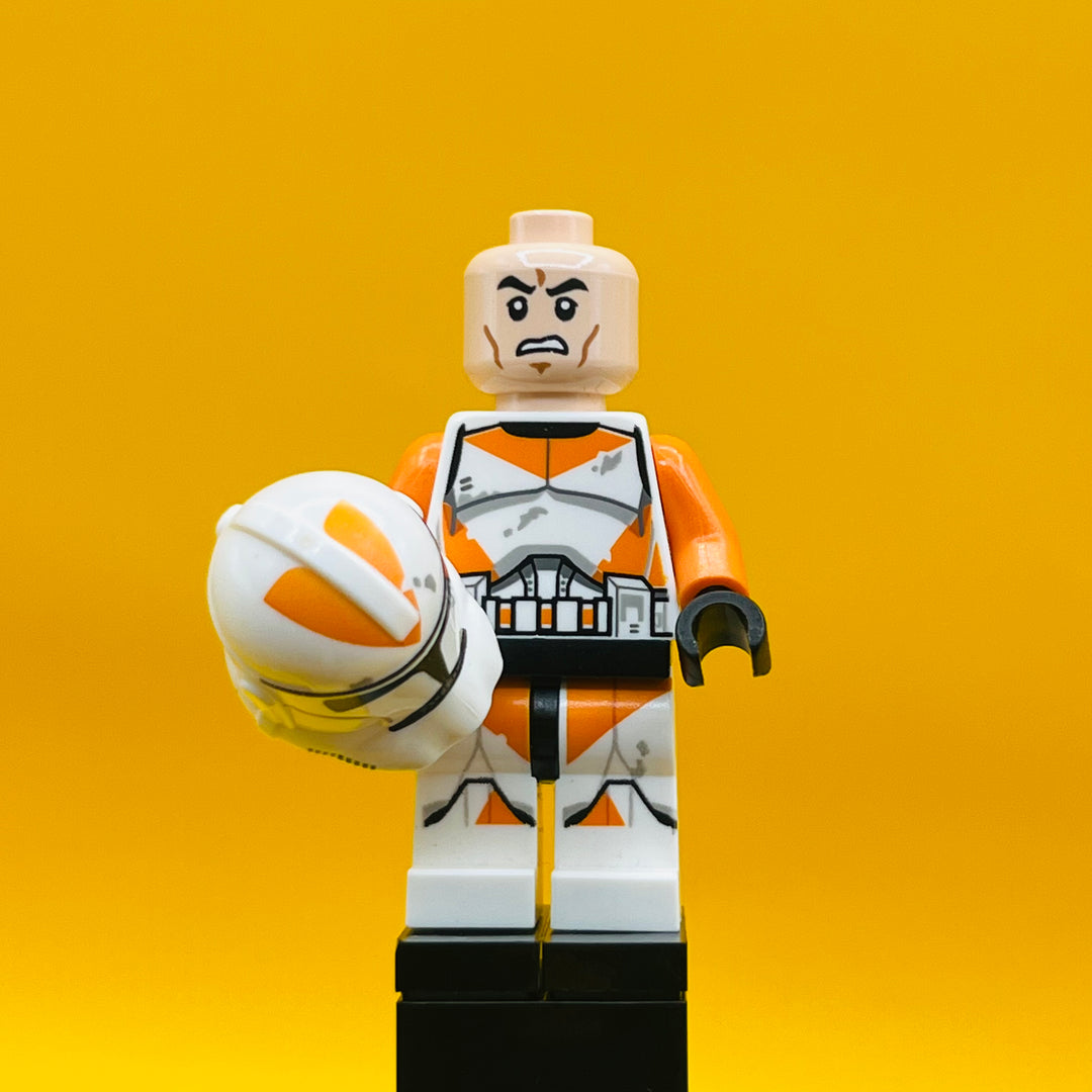 LEGO Star Wars Minifigure Clone Trooper, 212th Attack Battalion (Phase 2) -Orange Arms, Dirt Stains, Scowl, No helmet wholes sw0522