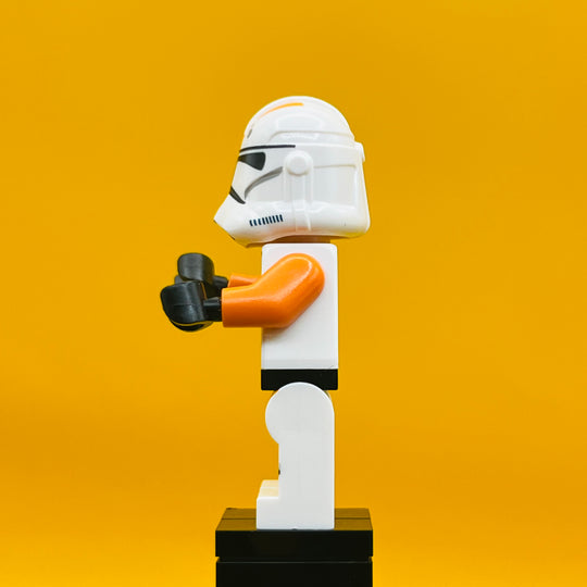 LEGO Star Wars Minifigure Clone Trooper, 212th Attack Battalion (Phase 2) -Orange Arms, Dirt Stains, Scowl, No helmet wholes sw0522